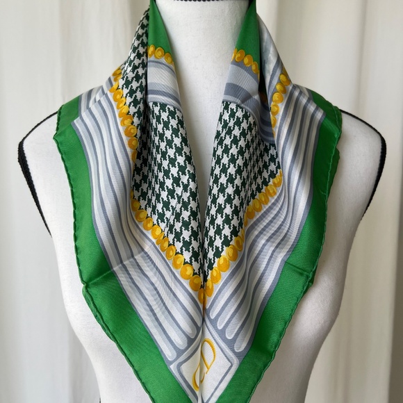 Rare Christian Dior Vintage Silk Scarf – “Le New Look” / Miss Dior Tribute - Picture 3 of 10